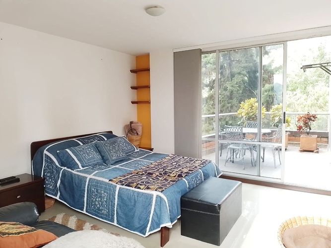 Apartamento de 3 alcobas en arriendo en El Poblado, Medellín, 160 m² · foto 8 de 18