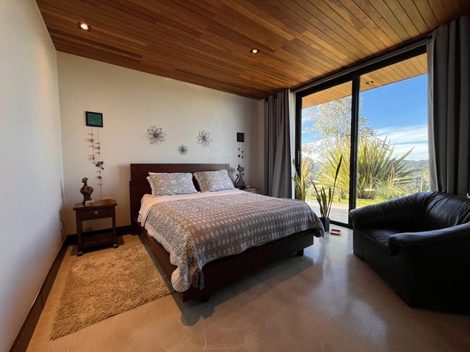 Casa de 4 alcobas en venta en Santa Elena, El Retiro, 750 m² · foto 13 de 20