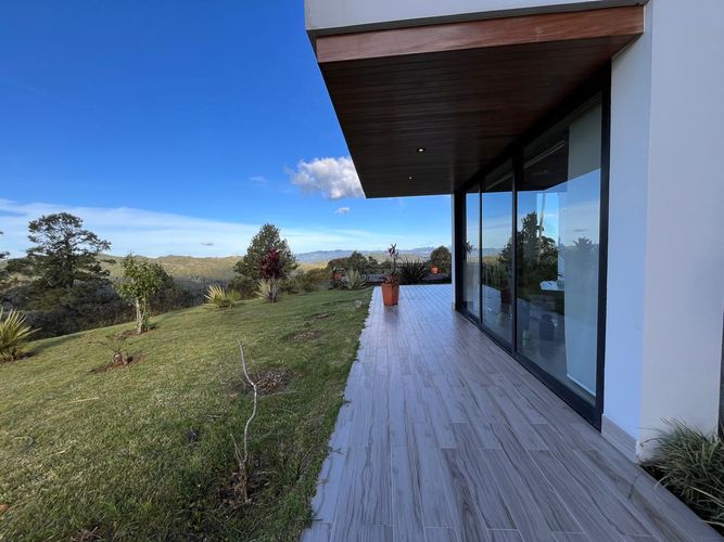 Casa de 4 alcobas en venta en Santa Elena, El Retiro, 750 m² · foto 19 de 20