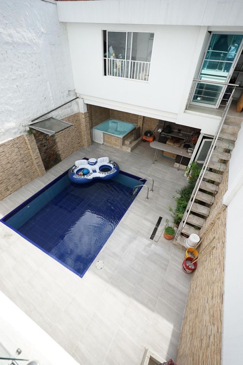 Casa de 7 alcobas en venta en Santa Anita, Cali, 535 m² · foto 2 de 24