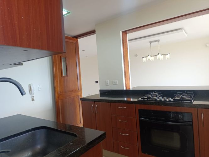 Apartamento de 3 alcobas en venta en El Poblado, Medellín, 145 m² · foto 6 de 20