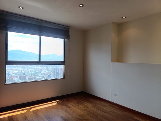 Apartamento de 3 alcobas en venta en El Poblado, Medellín, 145 m² · foto 13 de 20