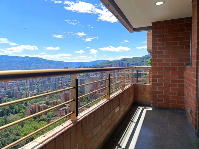 Apartamento de 3 alcobas en venta en El Poblado, Medellín, 145 m² · foto 20 de 20