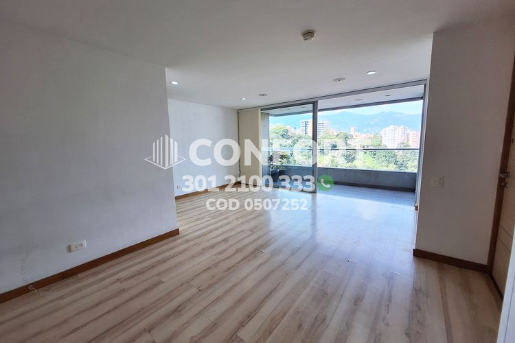 Apartamento de 3 alcobas en arriendo en Loma Benedictinos, Envigado, 112 m² · foto 3 de 24