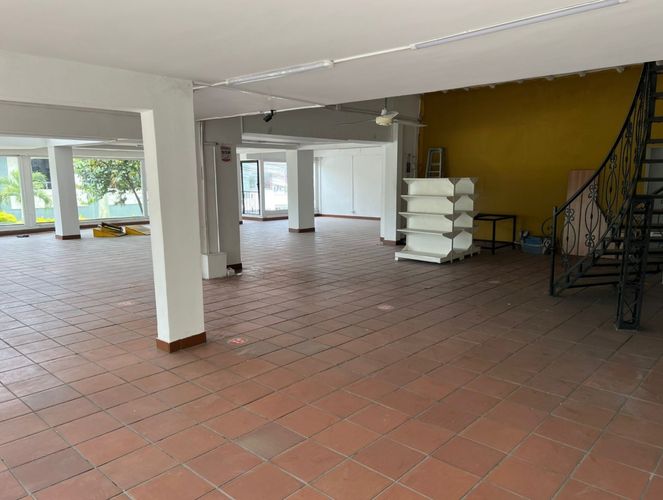 Local en arriendo en Avenida 30 De Agosto, Pereira, 300 m² · foto 5 de 10