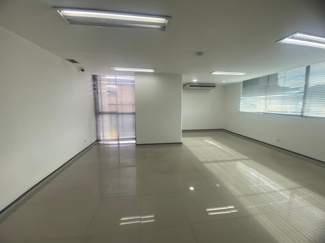 Oficina en arriendo en El Poblado, Medellín, 50 m² · foto 2 de 20