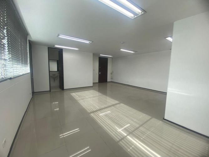 Oficina en arriendo en El Poblado, Medellín, 50 m² · foto 16 de 20