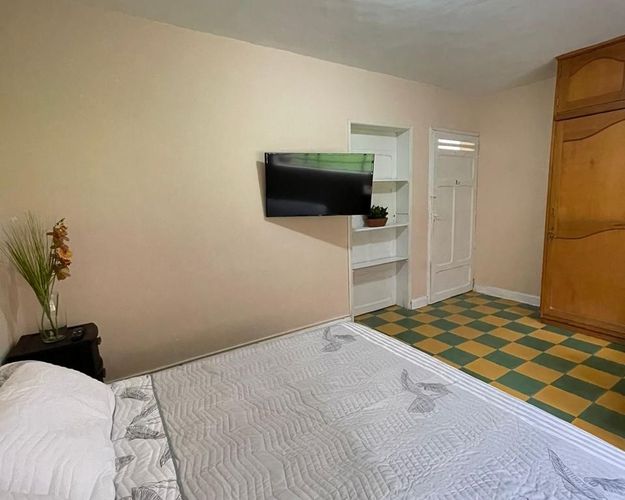 Oficina en venta en Laureles, Medellín, 345 m² · foto 4 de 9