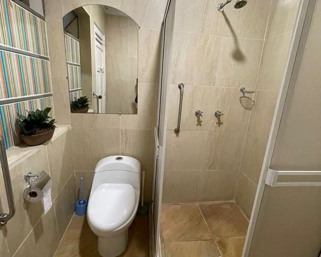 Oficina en venta en Laureles, Medellín, 345 m² · foto 8 de 9