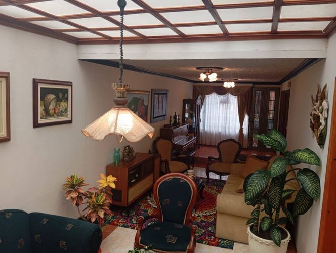 Casa de 5 alcobas en venta en Colon, Pasto, 385 m² · foto 19 de 20