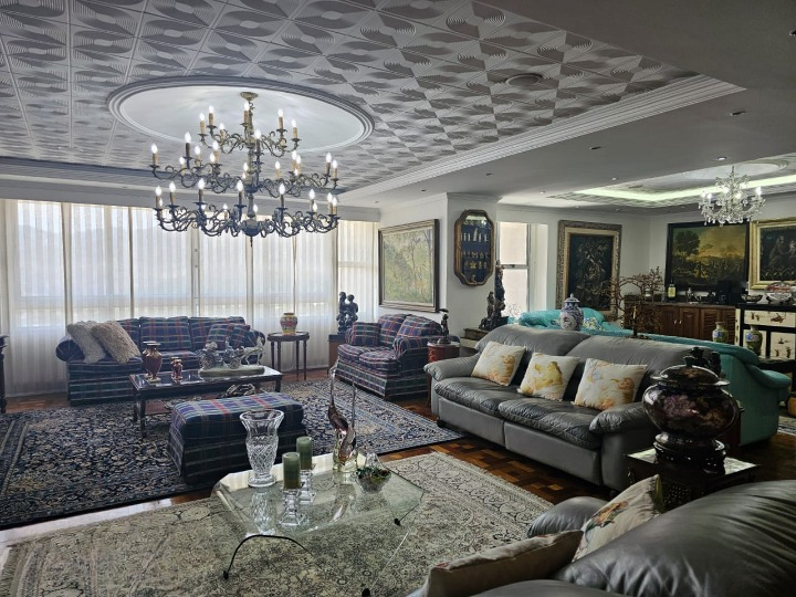 Apartment for sale in La candelaria, Medellín 2