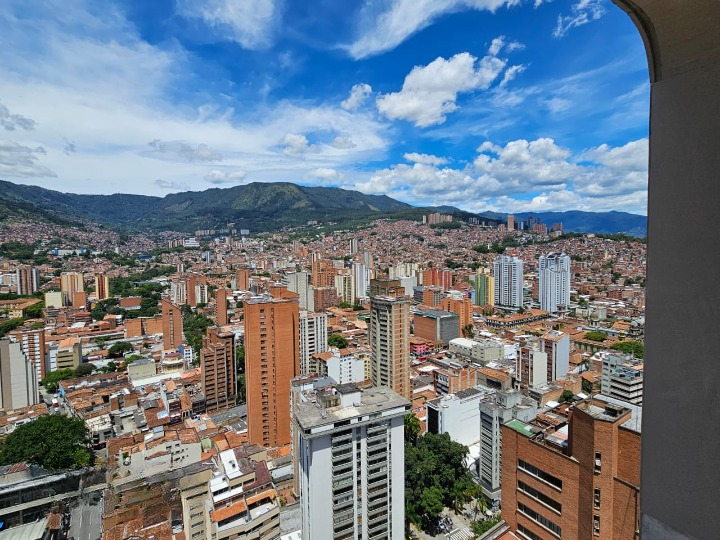 Apartamento en venta en La Candelaria, Medellín · foto 16 de 17