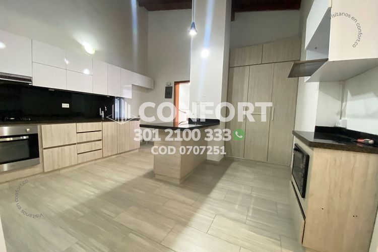 Apartamento de 3 alcobas en arriendo en Loma De Los Gonzalez, Medellín, 97 m² · foto 8 de 24