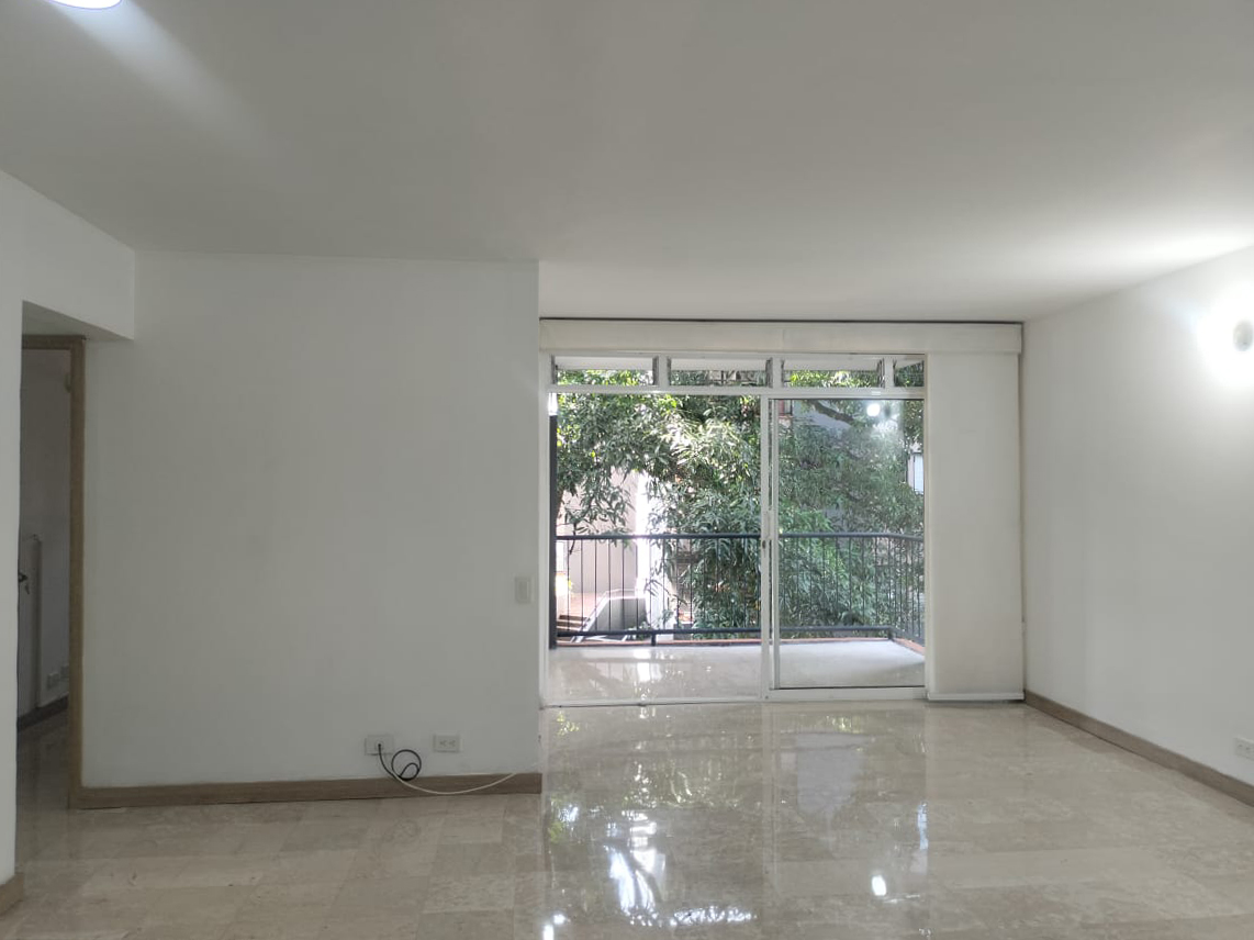 Apartamento en venta en Jardines, Envigado · foto 2 de 18