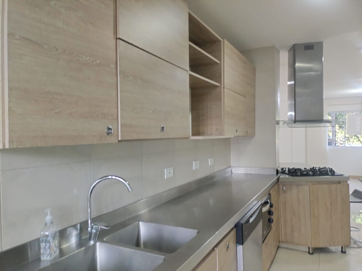 Apartamento en venta en Jardines, Envigado · foto 3 de 18