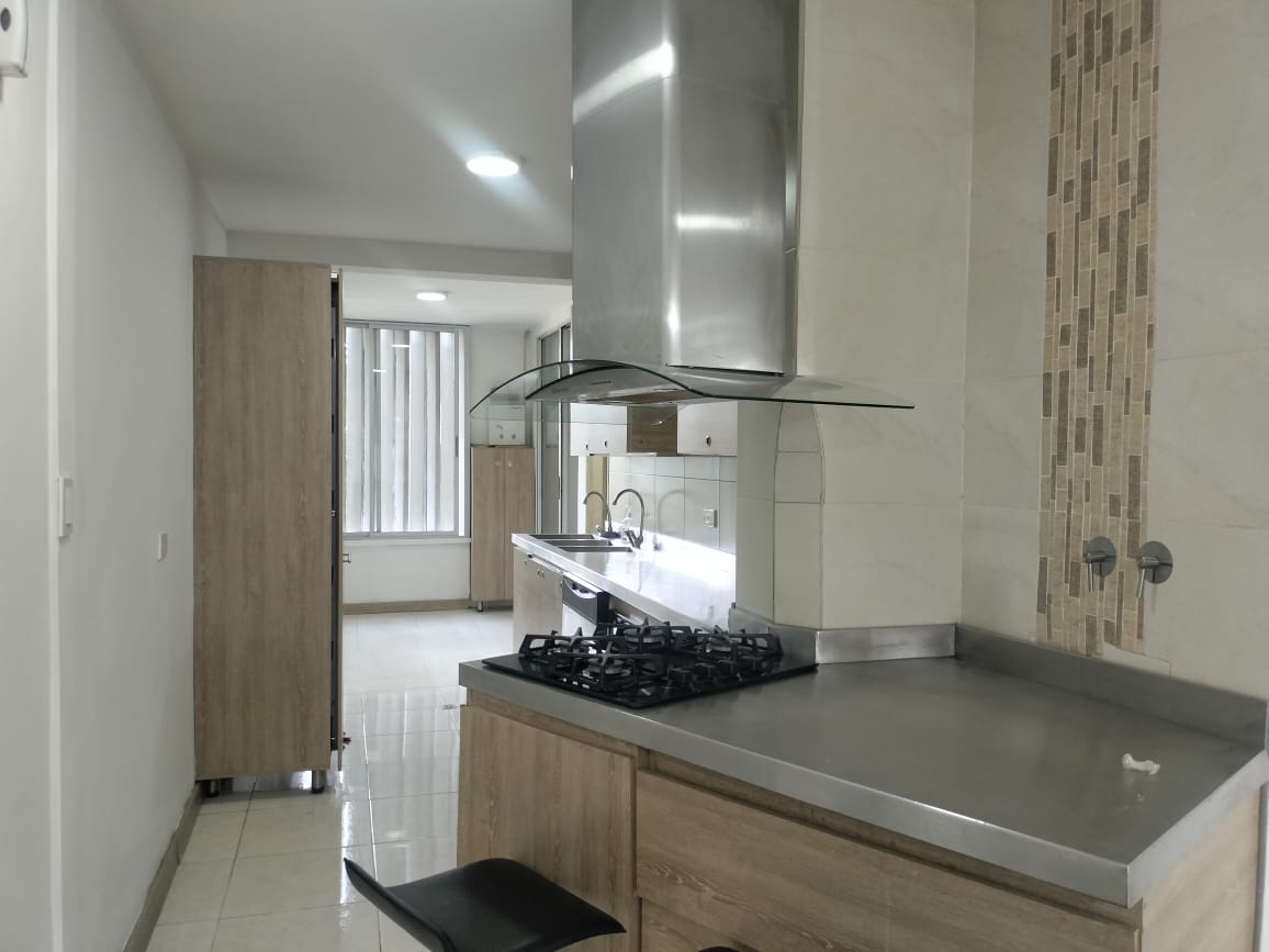 Apartamento en venta en Jardines, Envigado · foto 5 de 18