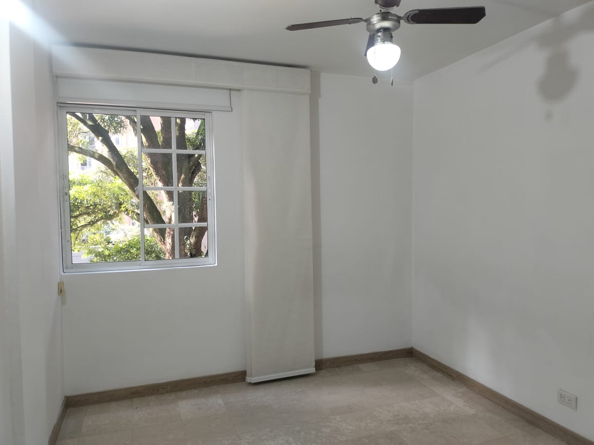 Apartamento en venta en Jardines, Envigado · foto 7 de 18