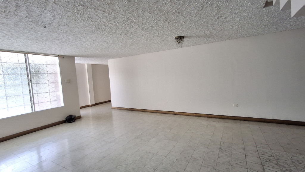 Casa en venta en Ciudad Jardin, Barranquilla · foto 3 de 24