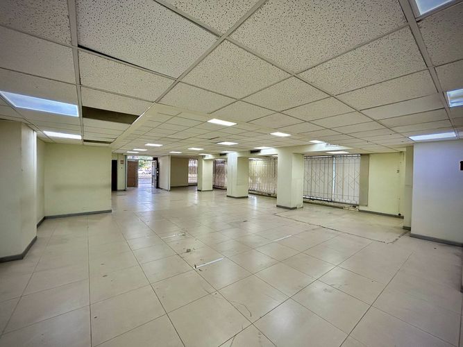 Local en venta en San Vicente, Cali, 434 m² · foto 13 de 24