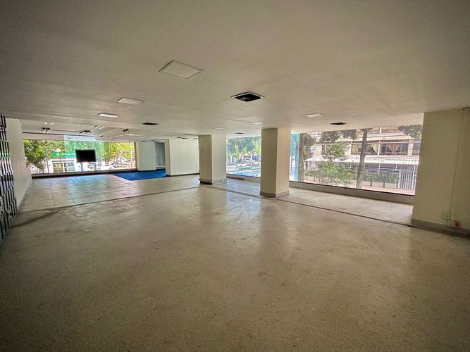 Local en venta en San Vicente, Cali, 434 m² · foto 14 de 24
