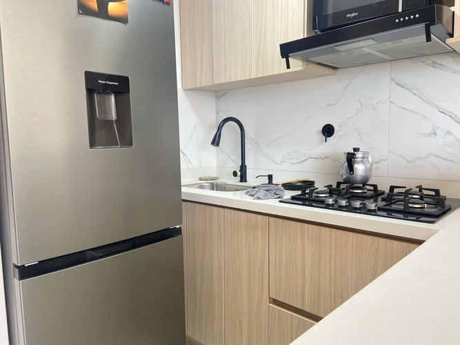 Apartamento de 2 alcobas en venta en Maria Auxiliadora, Sabaneta, 50 m² · foto 5 de 19