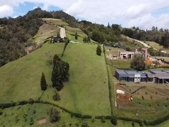 Lote en venta en El Porvenir, Rionegro, 3000 m² · foto 8 de 9