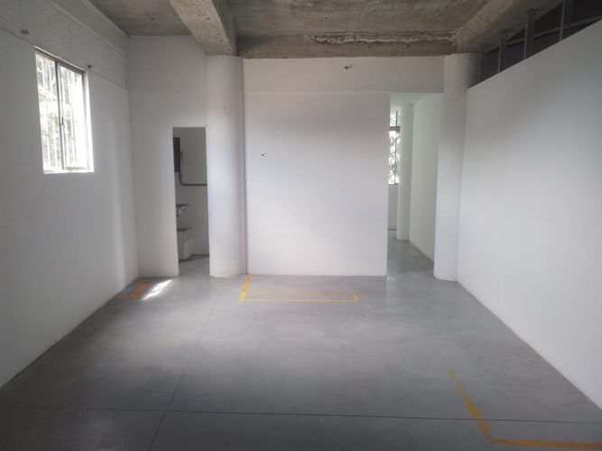 Bodega en arriendo en Belén, Medellín, 260 m² · foto 8 de 13