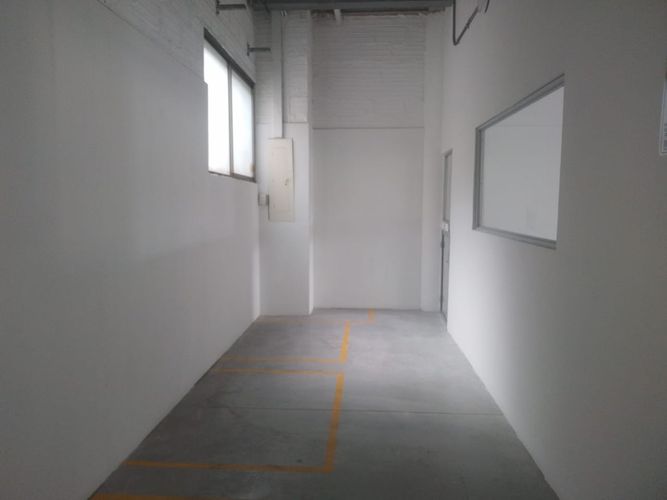 Bodega en arriendo en Belén, Medellín, 260 m² · foto 10 de 13