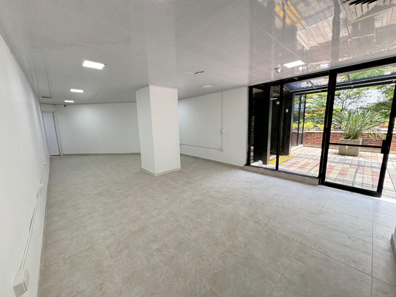 Retail space for rent in Milla de Oro, Medellín