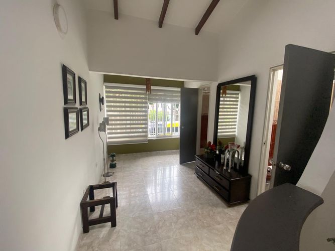 Casa de 4 alcobas en venta en Prados Del Norte, Cali, 230 m² · foto 10 de 24