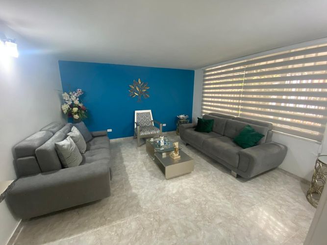 Casa de 4 alcobas en venta en Prados Del Norte, Cali, 230 m² · foto 11 de 24