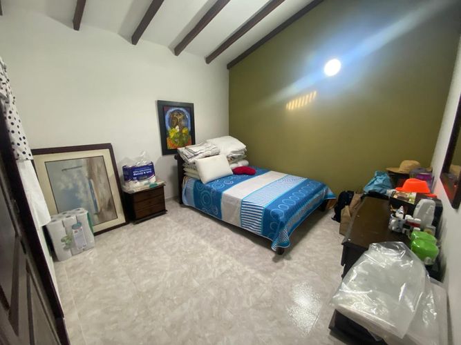 Casa de 4 alcobas en venta en Prados Del Norte, Cali, 230 m² · foto 16 de 24