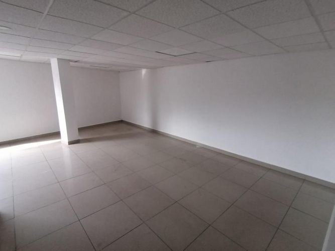 Oficina en arriendo en Las Delicias, Barranquilla, 151 m² · foto 2 de 15