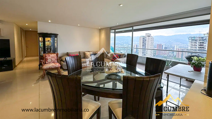 Apartamento de 3 alcobas en arriendo en Castropol, Medellín, 113 m² · foto 3 de 11