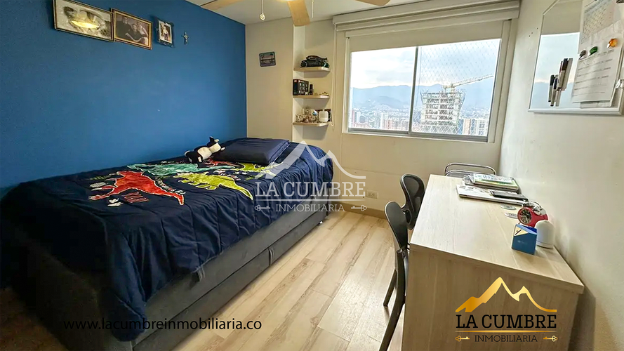 Apartamento de 3 alcobas en arriendo en Castropol, Medellín, 113 m² · foto 10 de 11