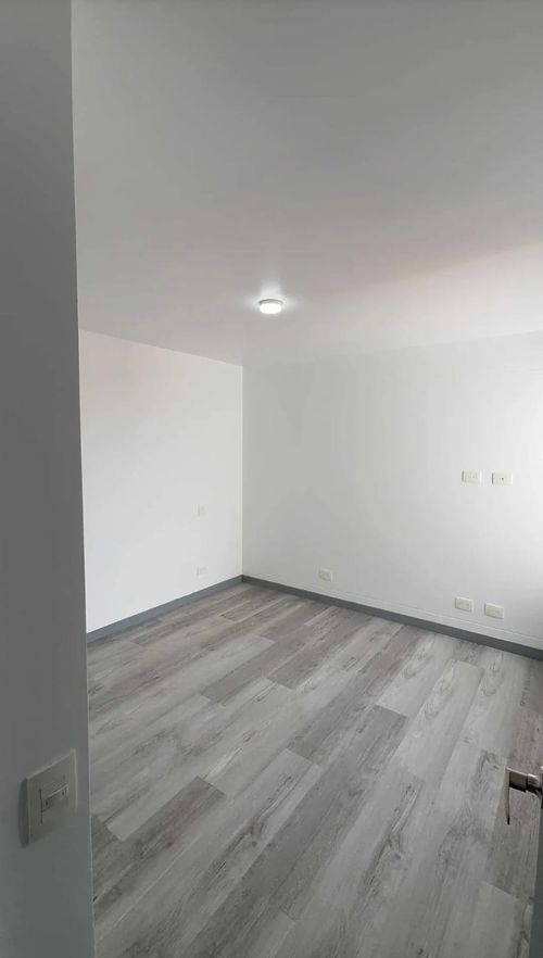Apartamento de 3 alcobas en venta en Aves Maria, Sabaneta, 90 m² · foto 16 de 24