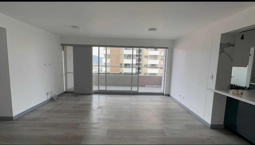 Apartamento de 3 alcobas en venta en Aves Maria, Sabaneta, 90 m² · foto 2 de 24