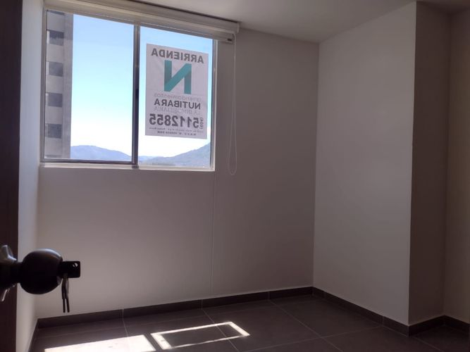 Apartamento de 2 alcobas en arriendo en Shellmar, Medellín, 72 m² · foto 8 de 24
