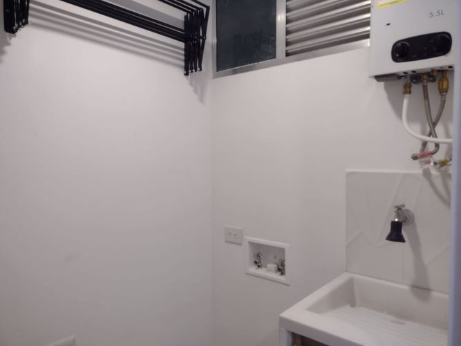 Apartamento de 2 alcobas en arriendo en Shellmar, Medellín, 72 m² · foto 11 de 24