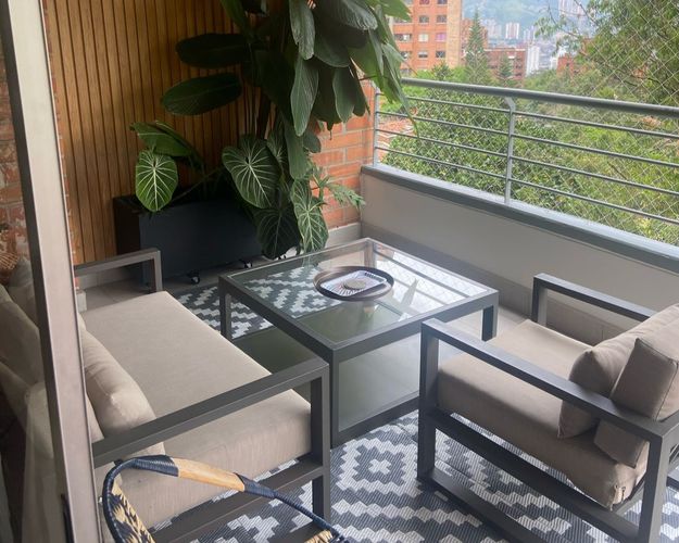 Apartamento de 3 alcobas en venta en San Lucas, Medellín, 162 m² · foto 16 de 17