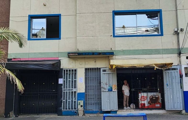 Lote en venta en Boston, Medellín, 140 m² · foto 2 de 3