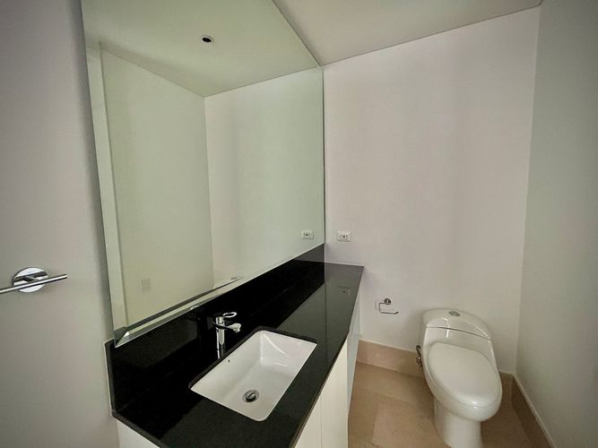 Apartamento de 3 alcobas en venta en Bellavista, Cali, 172 m² · foto 8 de 23