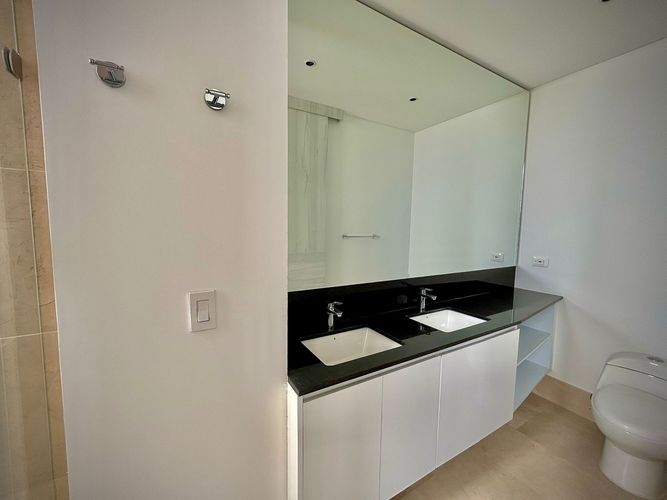 Apartamento de 3 alcobas en venta en Bellavista, Cali, 172 m² · foto 10 de 23