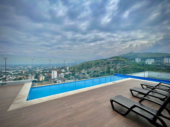 Apartamento de 3 alcobas en venta en Bellavista, Cali, 172 m² · foto 20 de 23