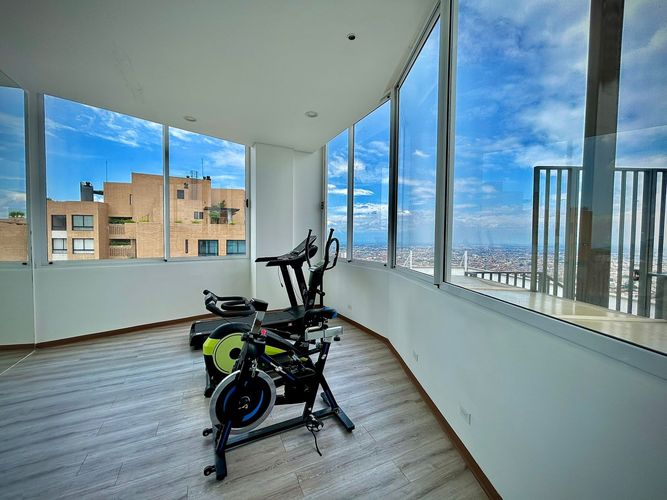 Apartamento de 3 alcobas en venta en Bellavista, Cali, 172 m² · foto 21 de 23