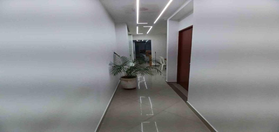 Oficina en arriendo en Laureles, Medellín, 217 m² · foto 13 de 17