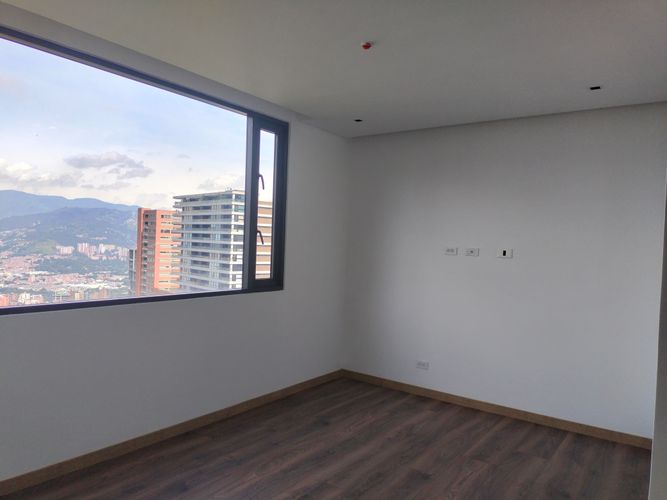 Apartamento de 3 alcobas en arriendo en Las Palmas, Medellín, 143 m² · foto 11 de 19
