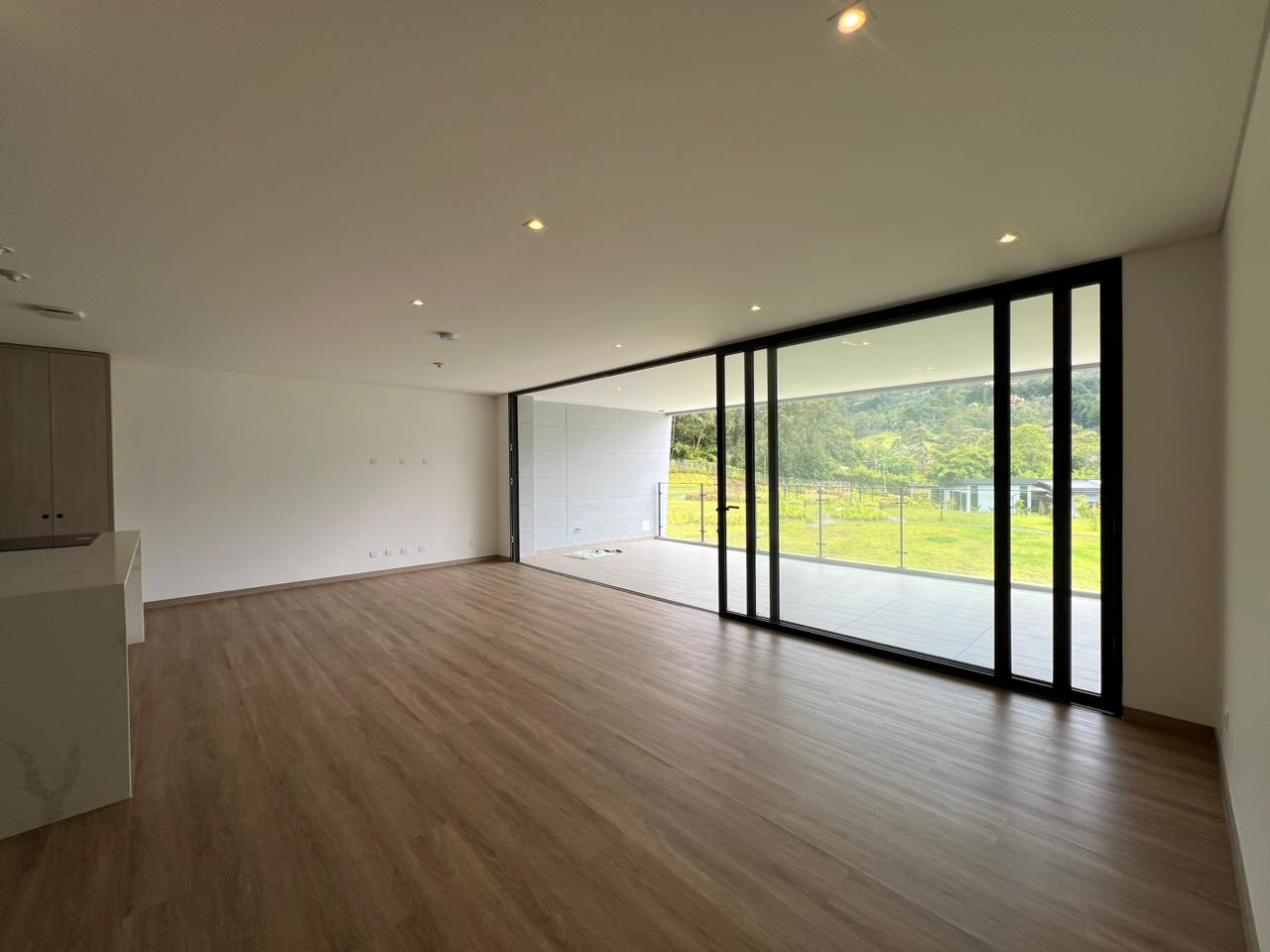 2BR Apartment in Yarumal (128 m²) for Sale - 3