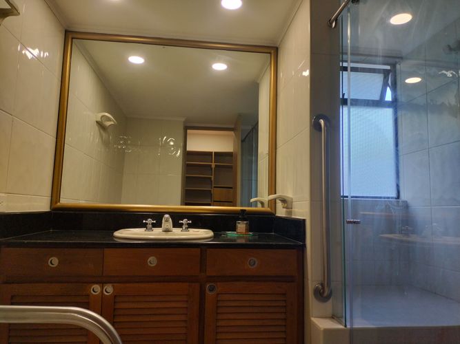 Apartamento de 3 alcobas en arriendo en El Poblado, Medellín, 163 m² · foto 18 de 20