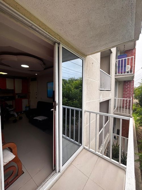 Apartamento de 3 alcobas en venta en La Fe, Soledad, 44 m² · foto 1 de 14